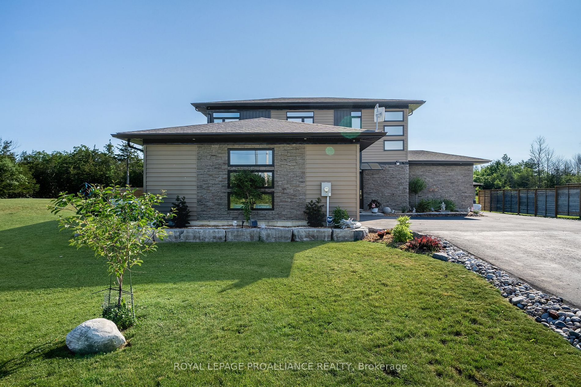 108 Foster Road