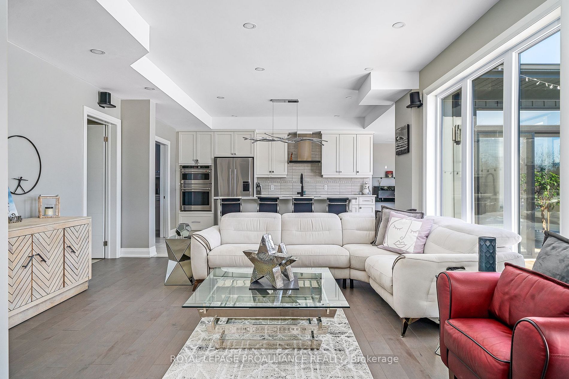108 Foster Road