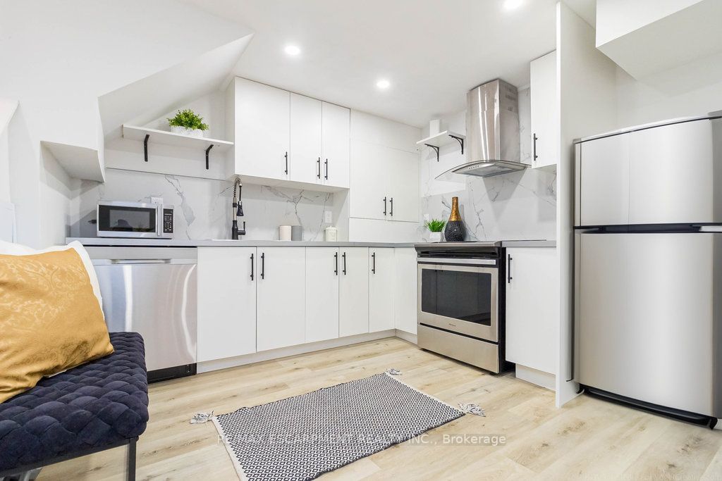 21 Nova Dr