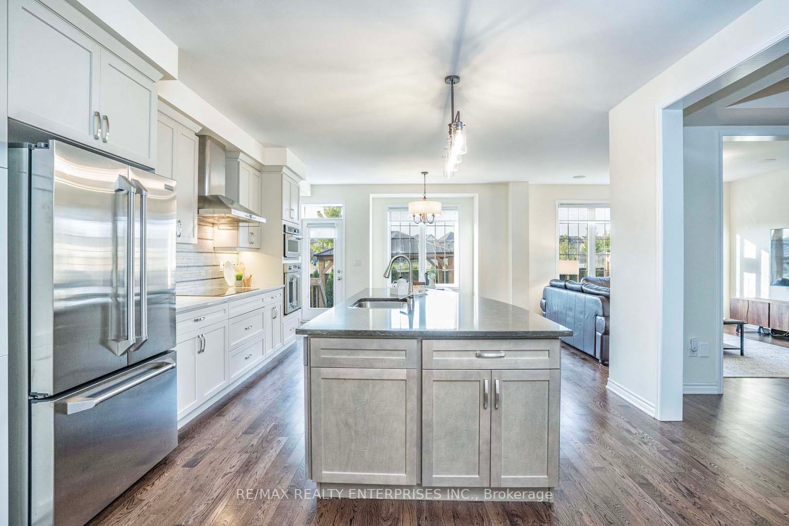 19 Forest Ridge Ave