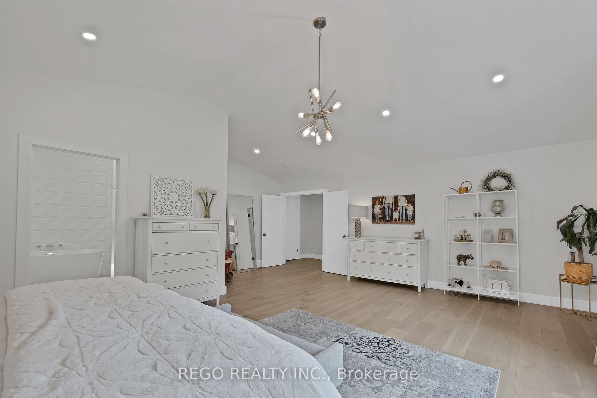 514 Oxbow Rd