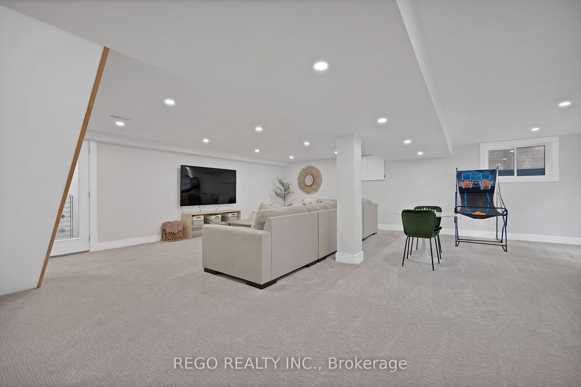 514 Oxbow Rd