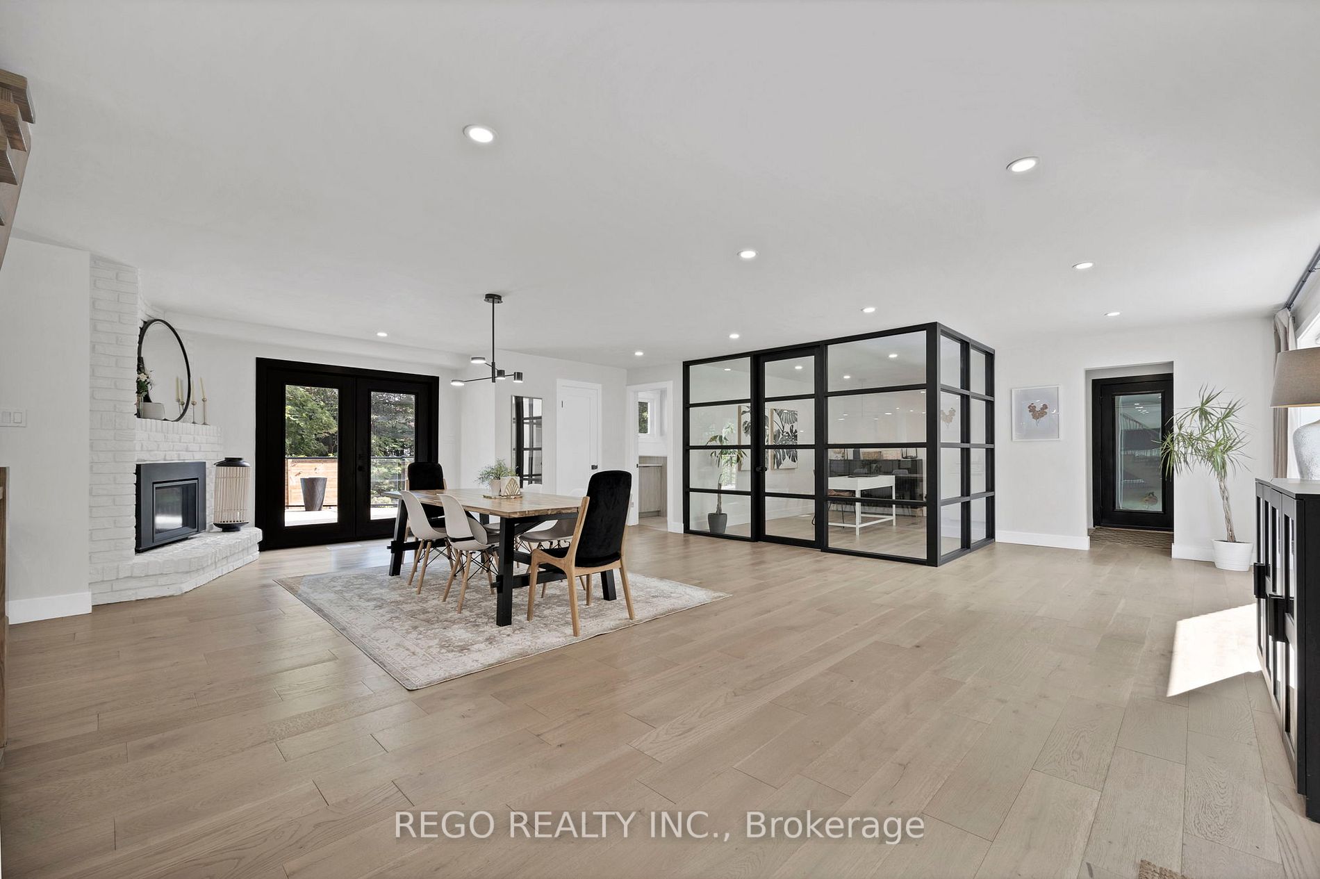514 Oxbow Rd