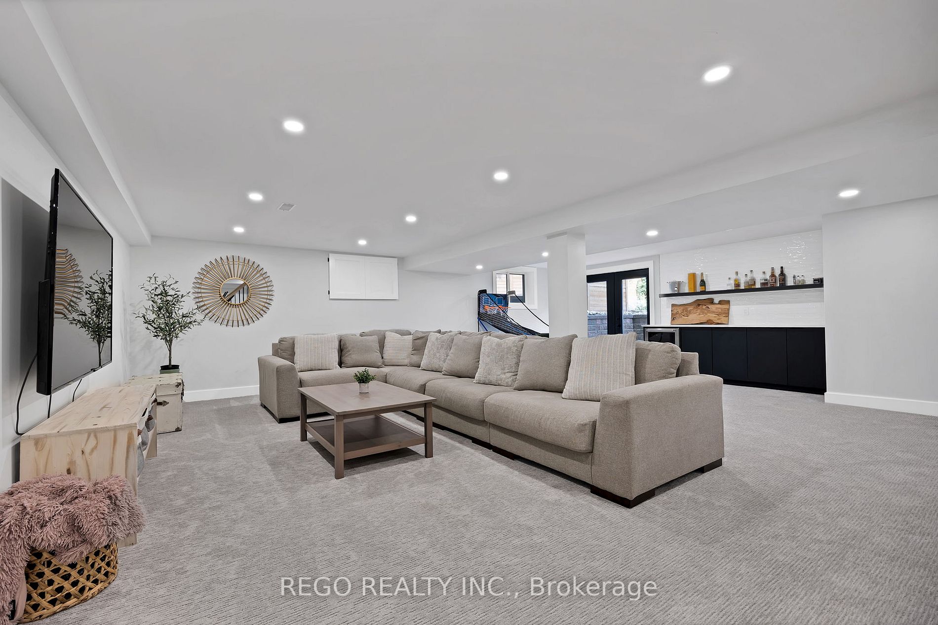 514 Oxbow Rd