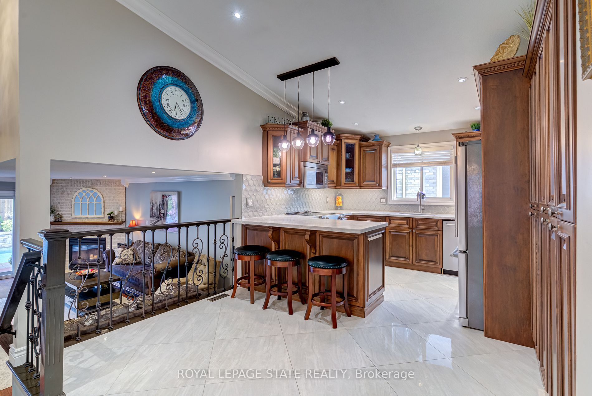 12 Gatestone Dr