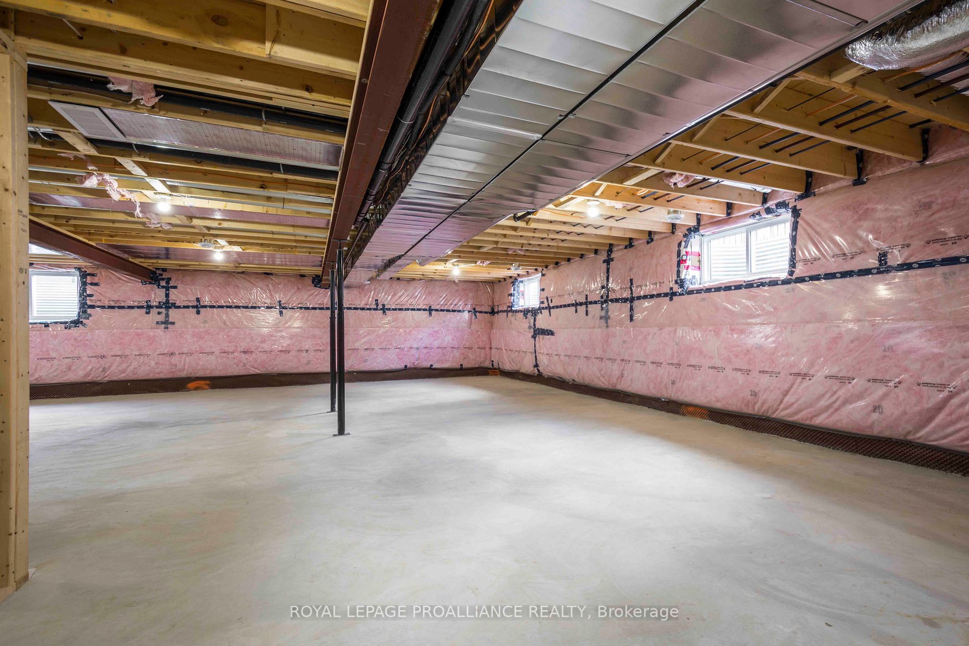 110 Farrington Cres