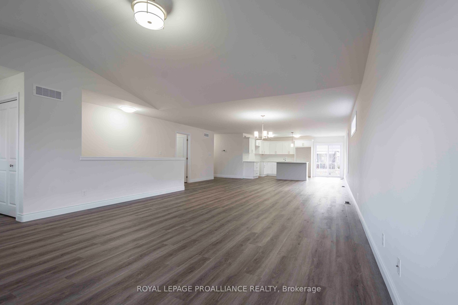 110 Farrington Cres