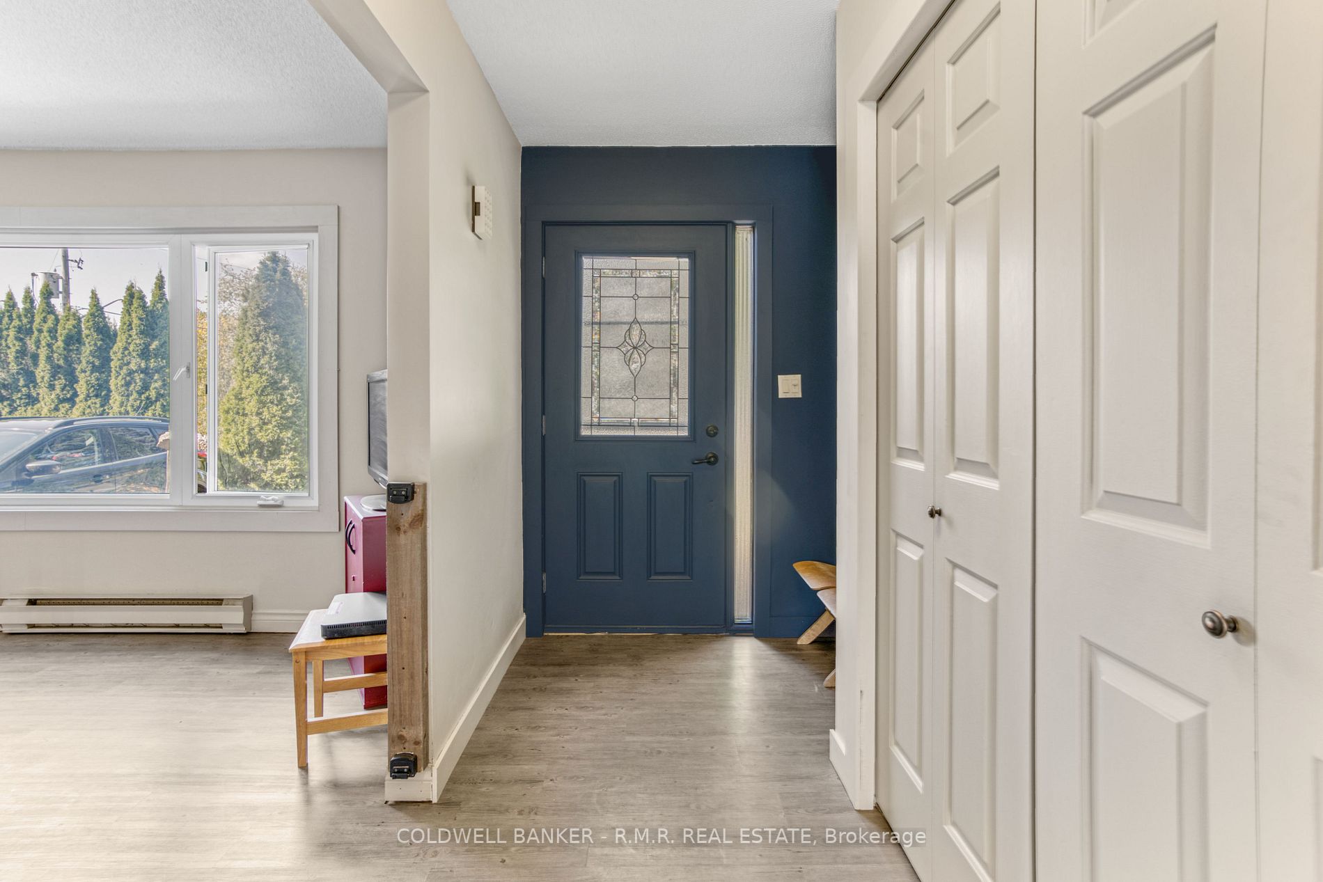4 Riel Road S