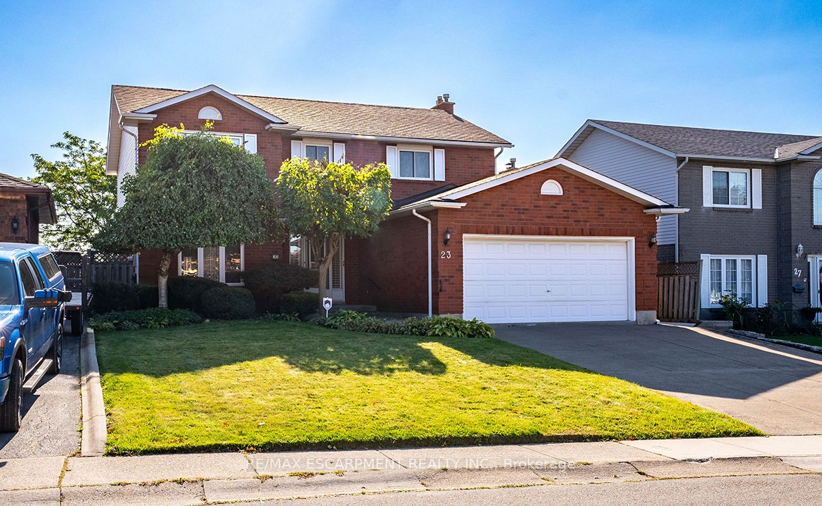 23 Carriagegate Dr