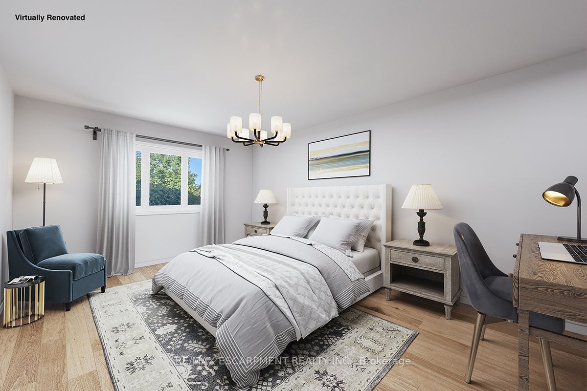 23 Carriagegate Dr
