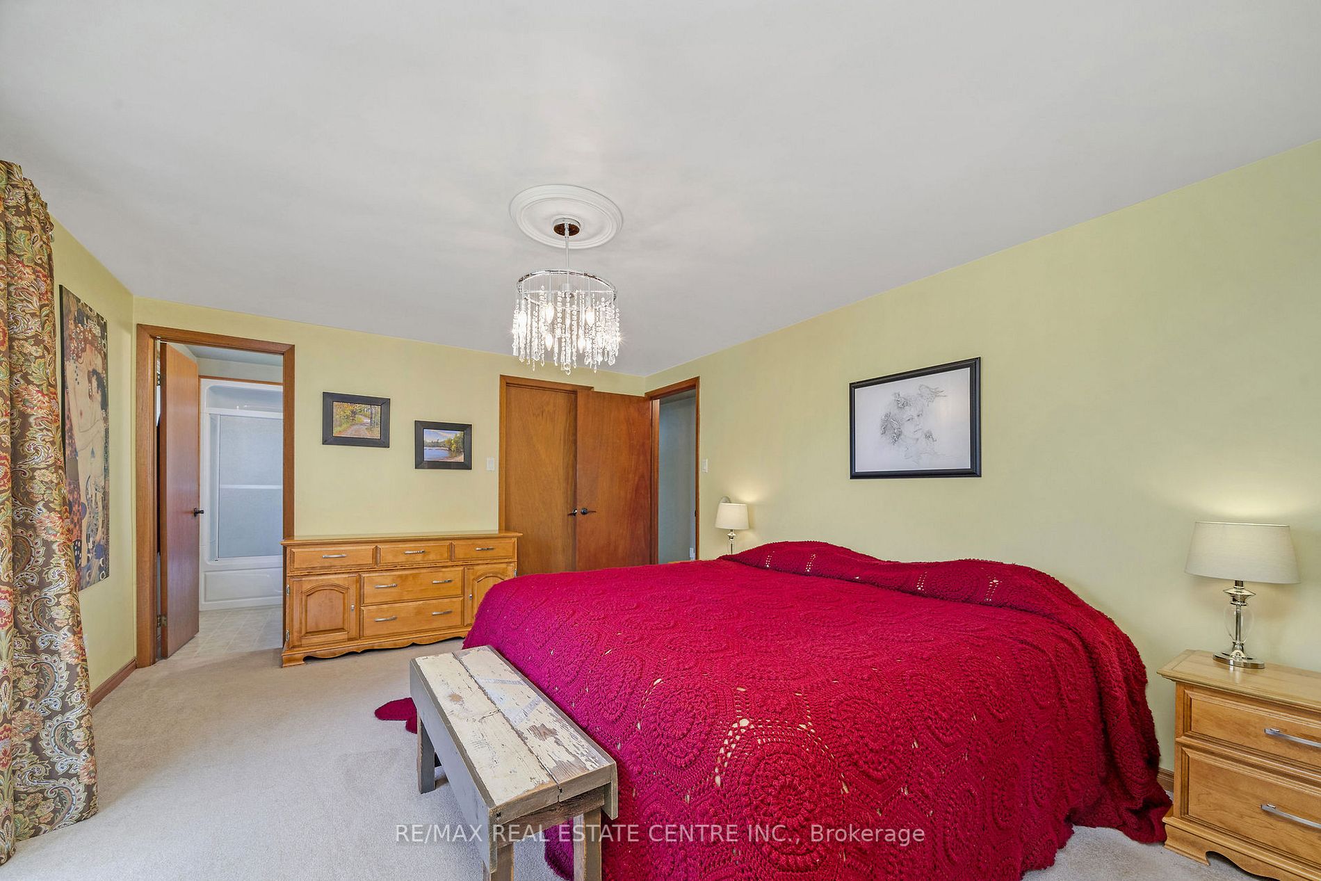 5677 Wellington Road 23