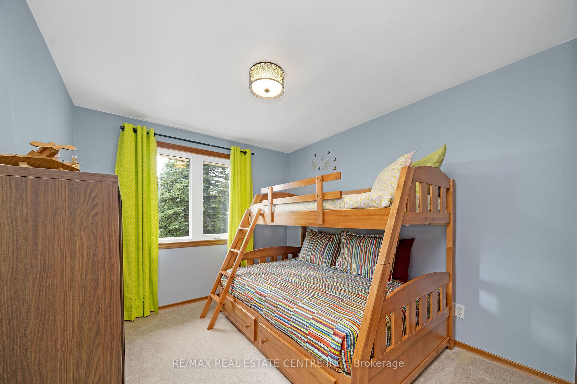 5677 Wellington Road 23