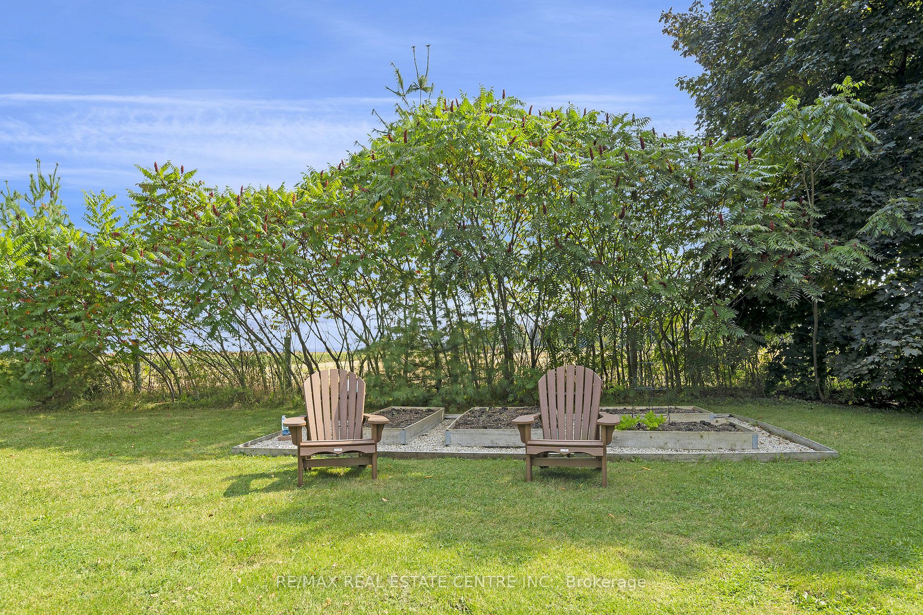 5677 Wellington Road 23
