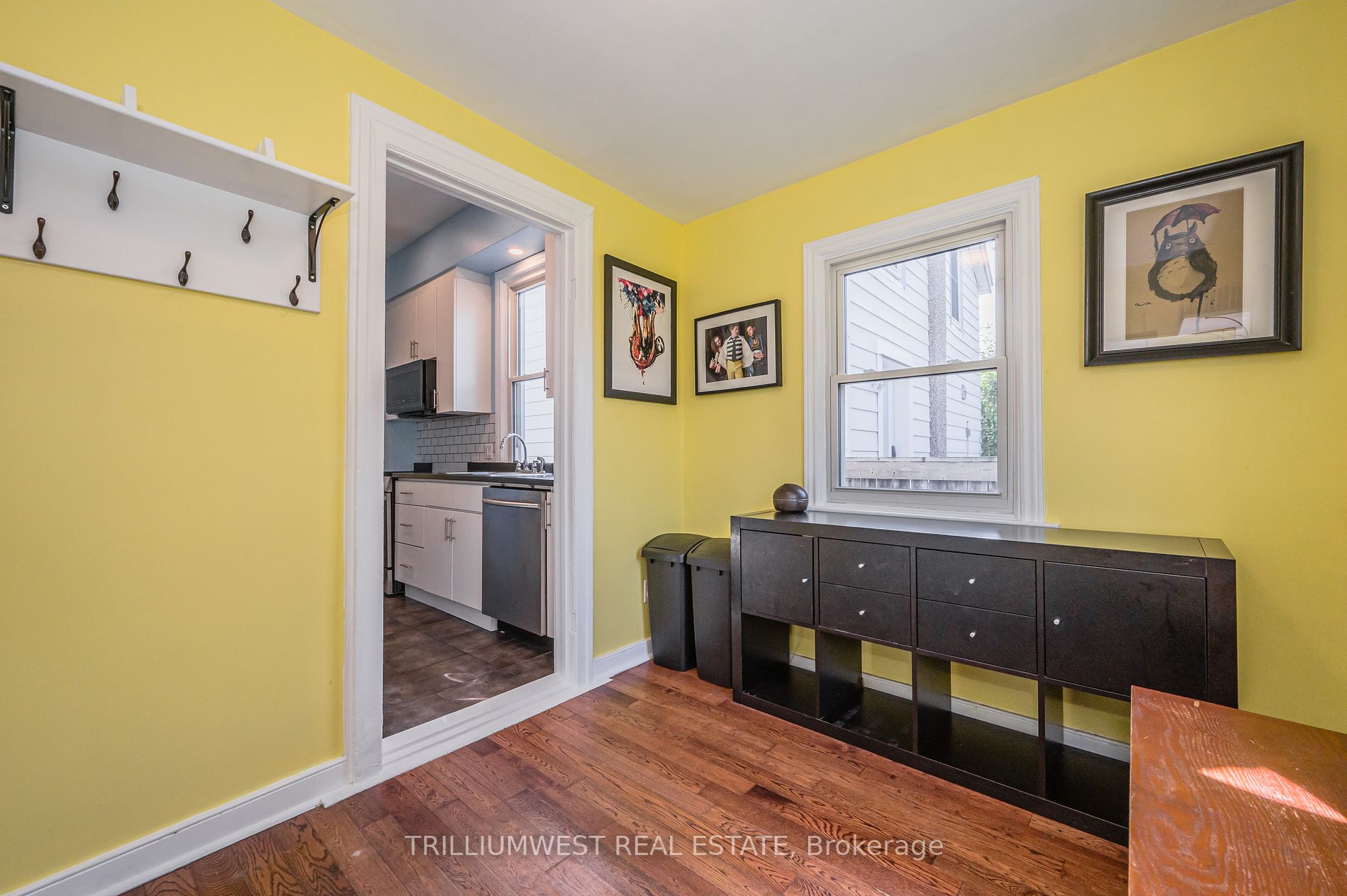 163 Stevenson Street S