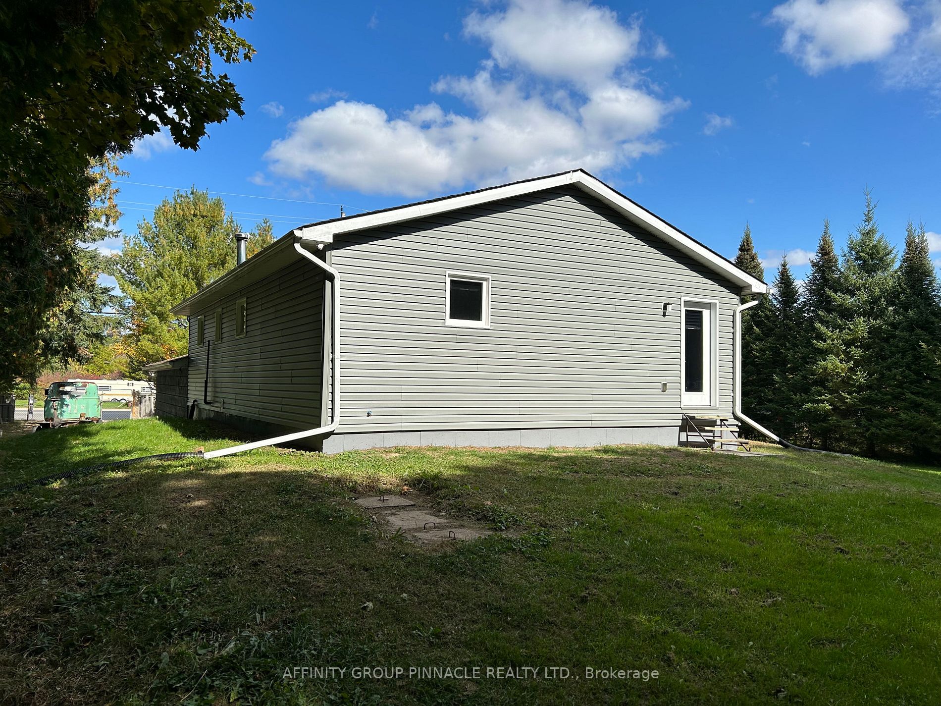 7505 Hwy 35