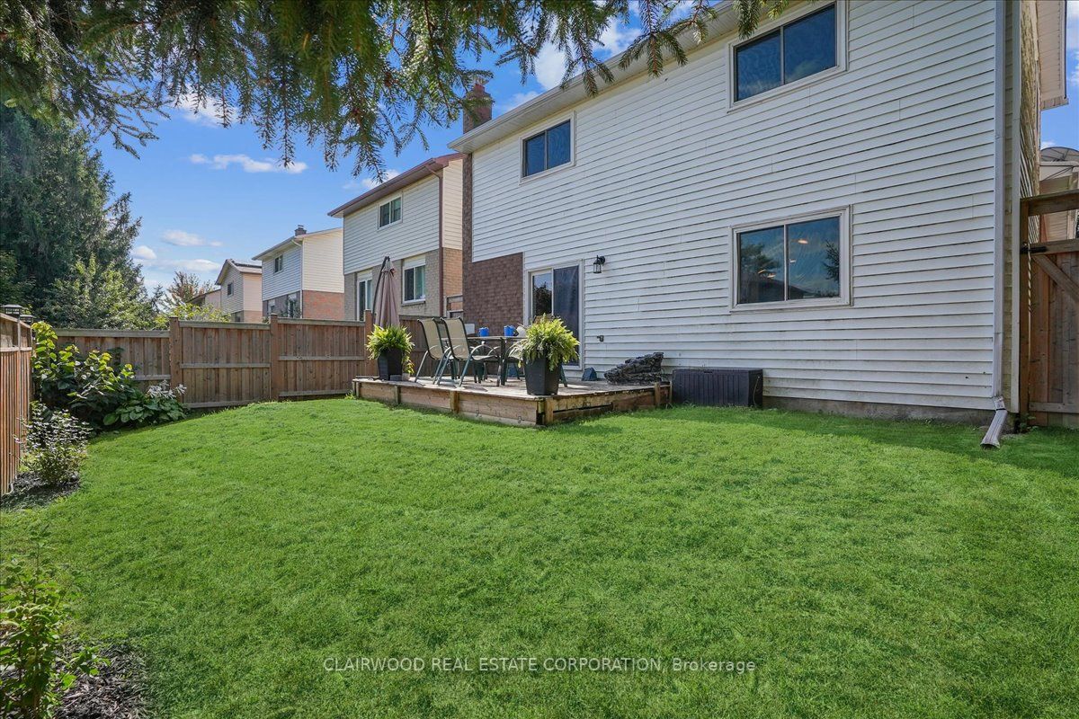 90 Braeheid Ave