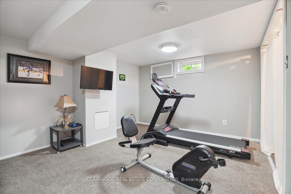 90 Braeheid Ave