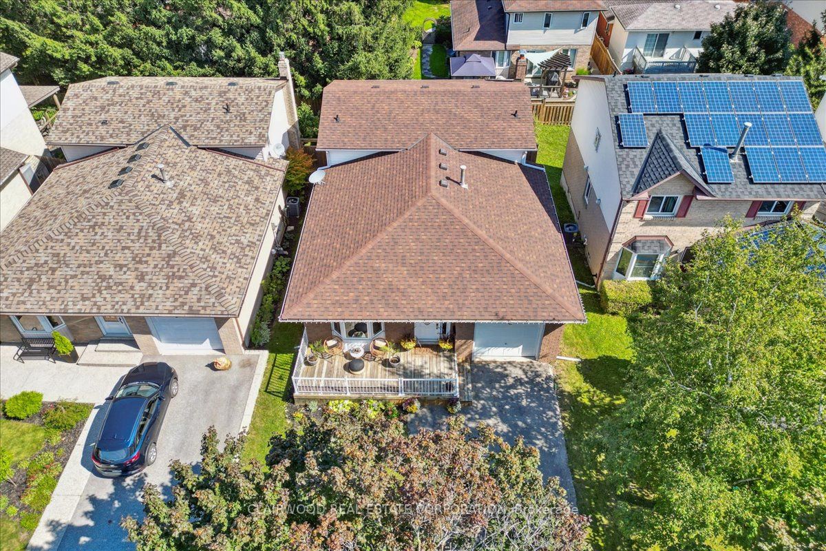 90 Braeheid Ave