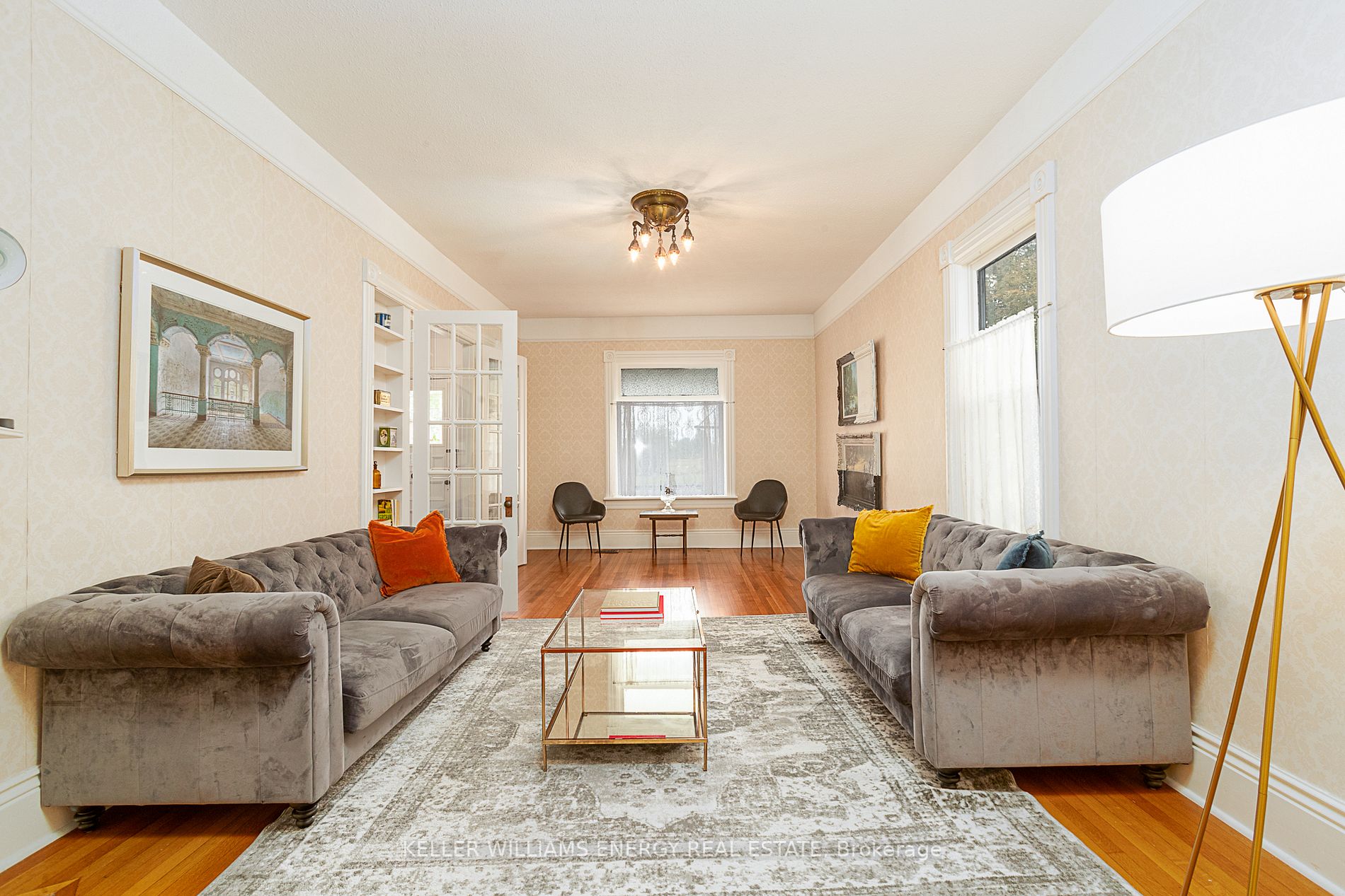 13435 Loyalist Pkwy