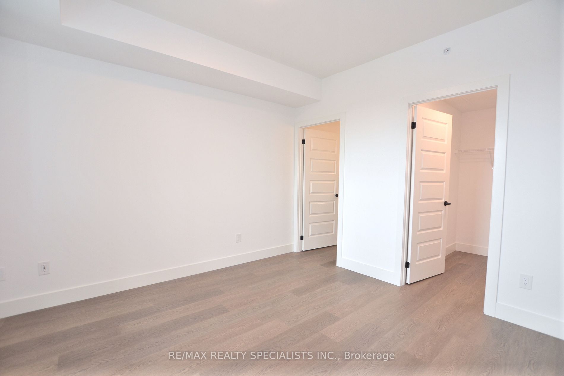 26 Lowes Road W, #407