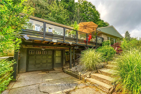 172 Woodside Dr, St. Catharines