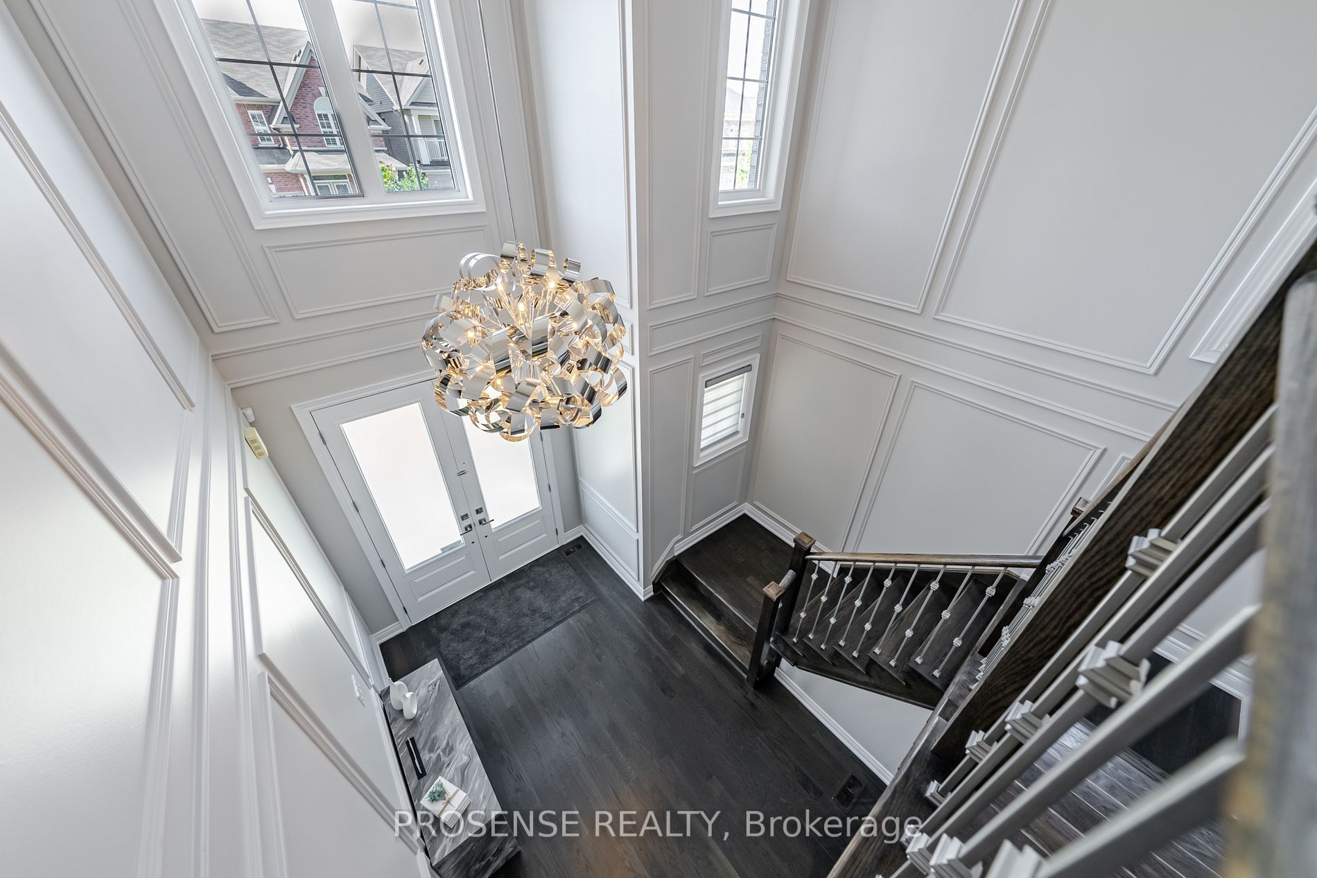 8 Macbean Cres