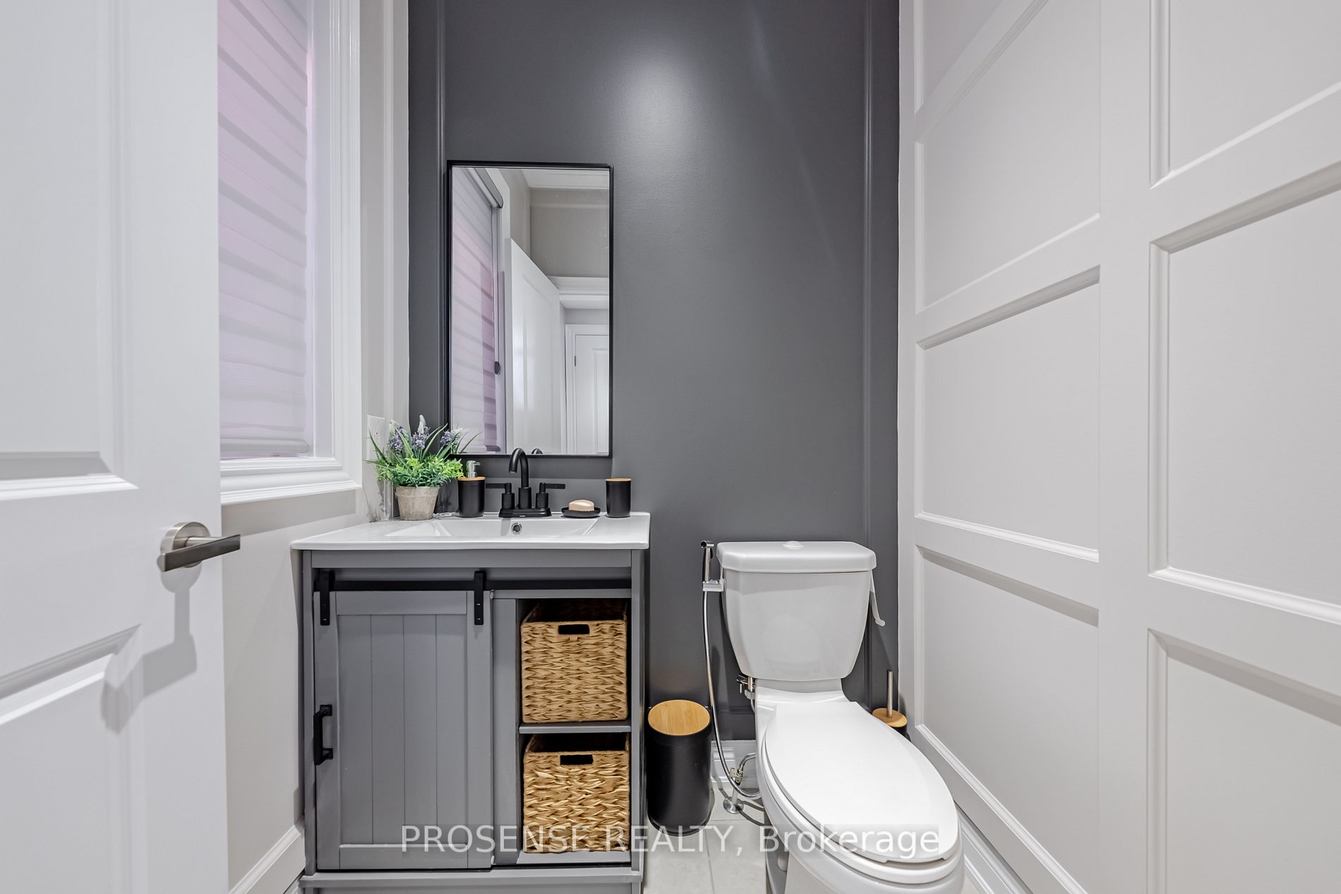 8 Macbean Cres