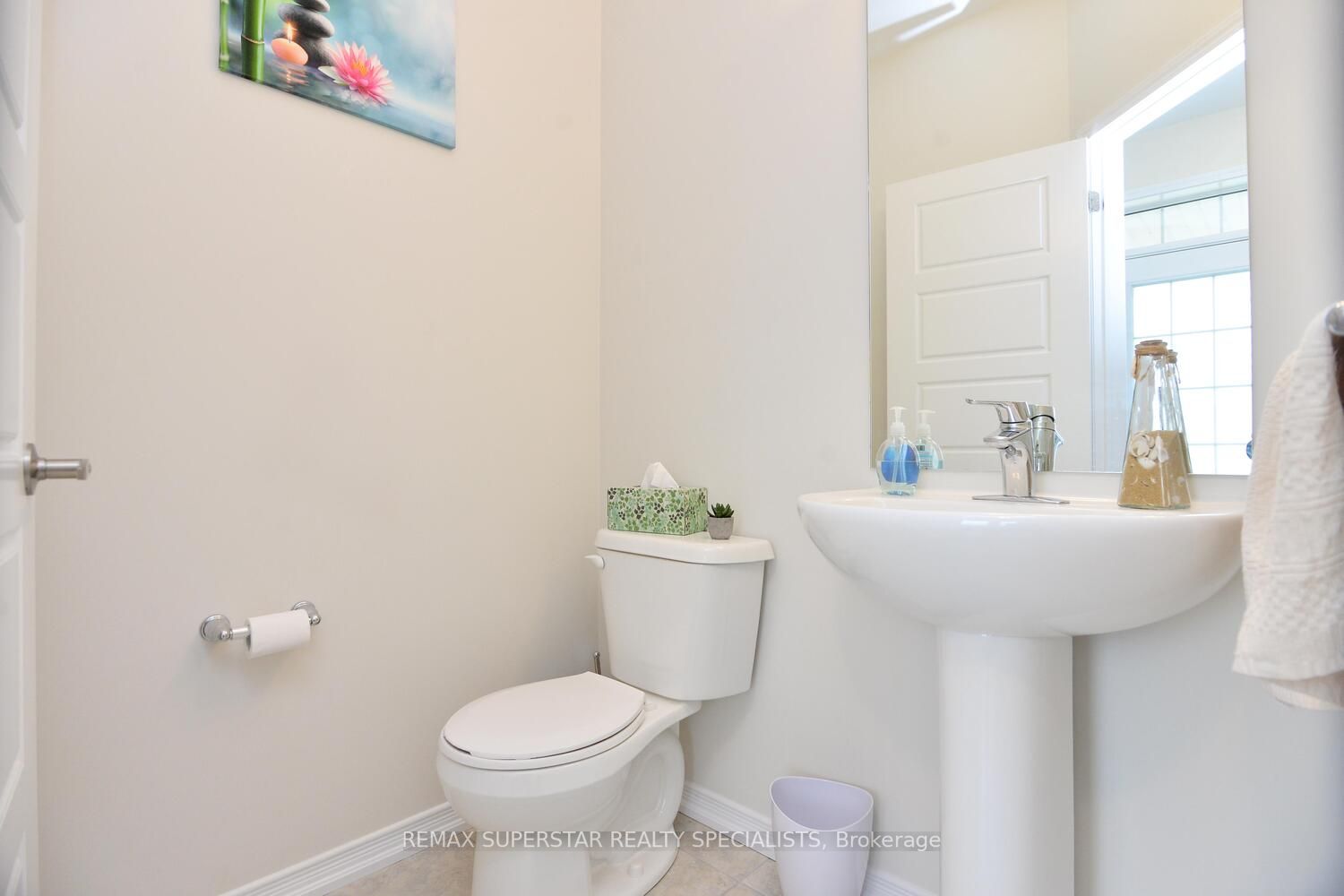17 Esther Crescent