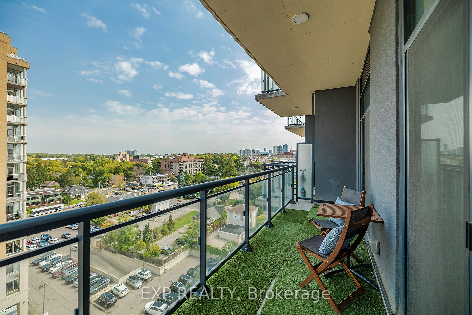 155 Caroline St S, #904