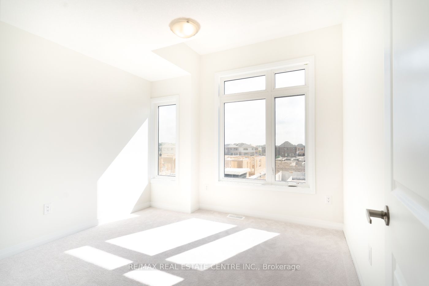 36 Blacklock St