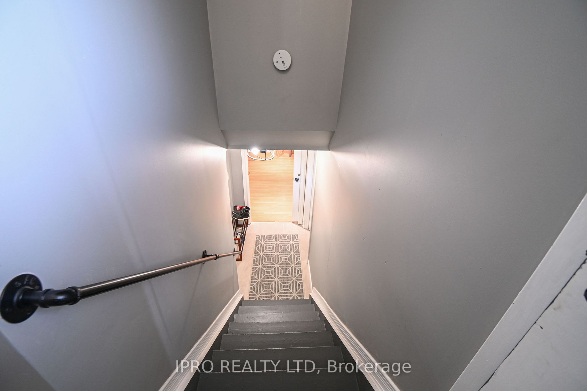 3106 Chipman Crescent