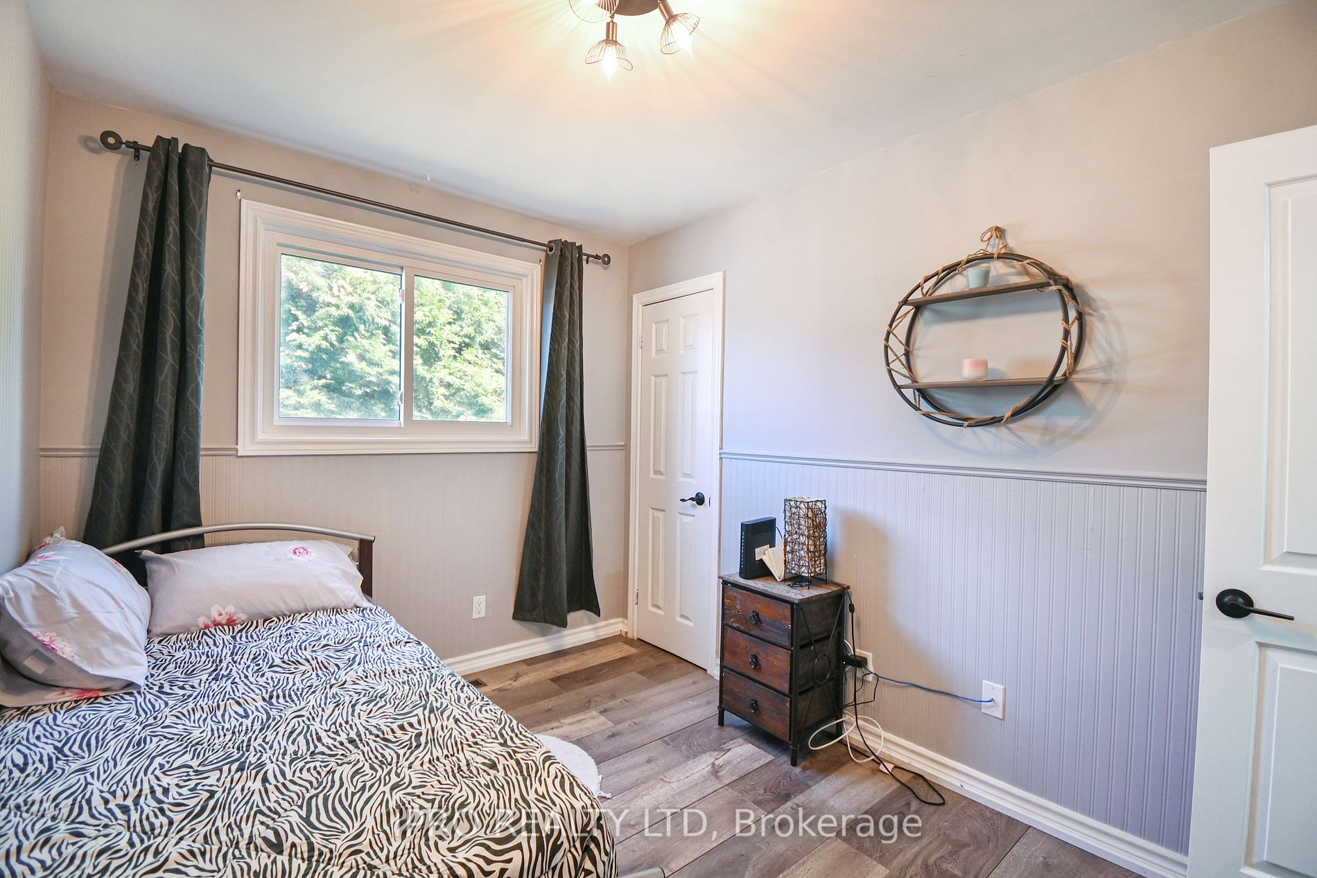 3106 Chipman Crescent