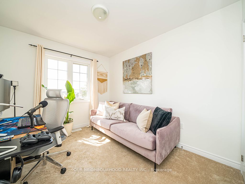 87 Summer Breeze Dr