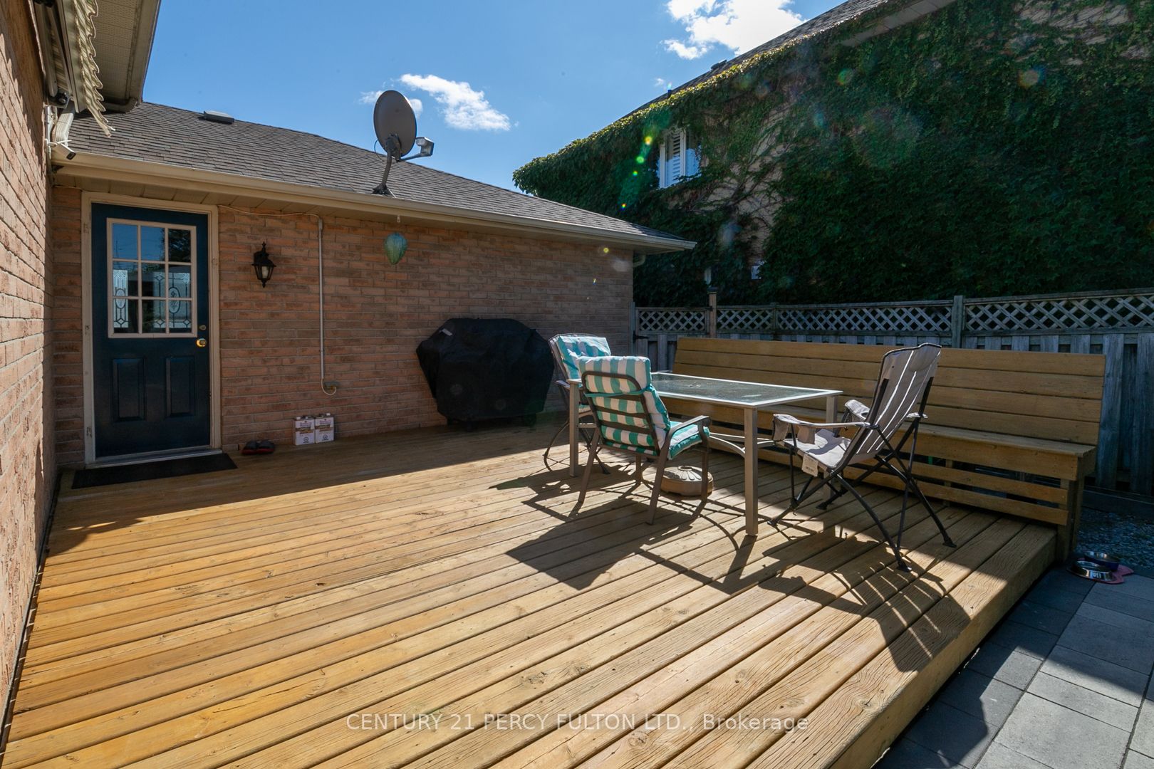 8 Dunnett Dr