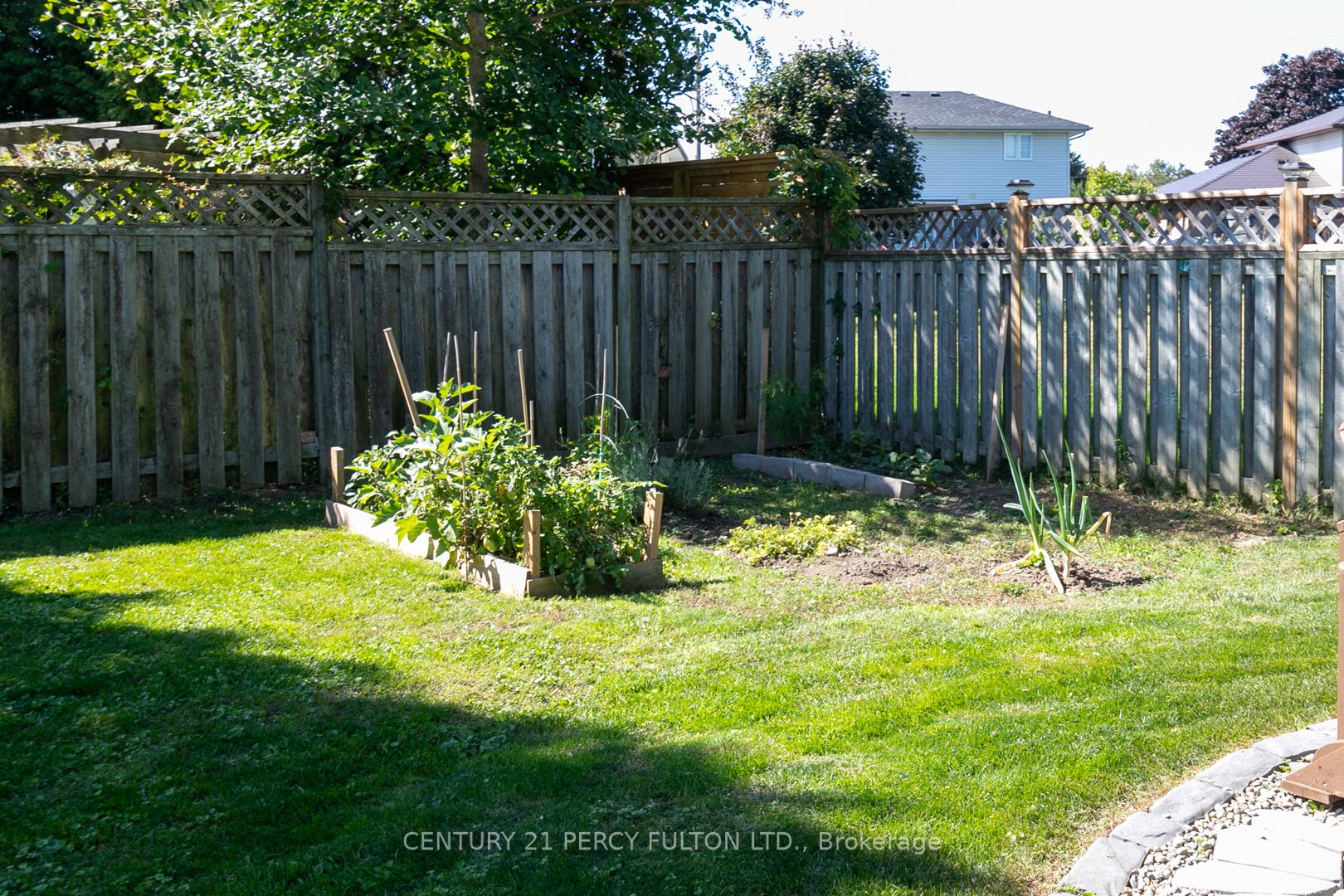 8 Dunnett Dr