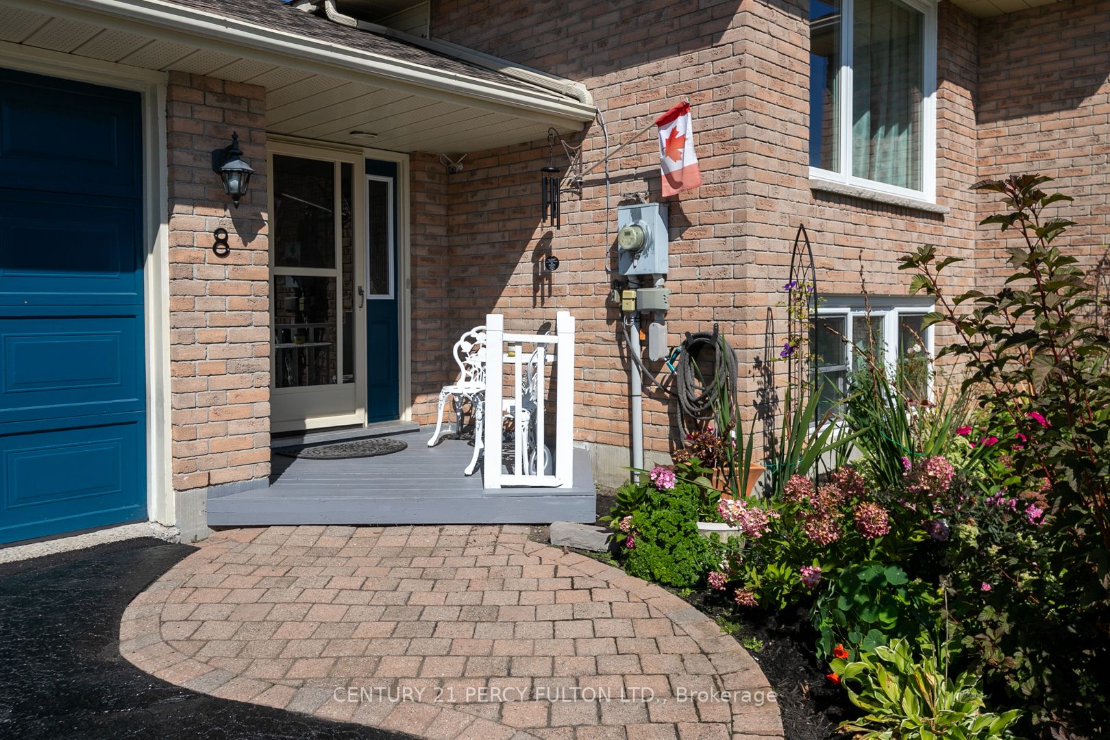 8 Dunnett Dr