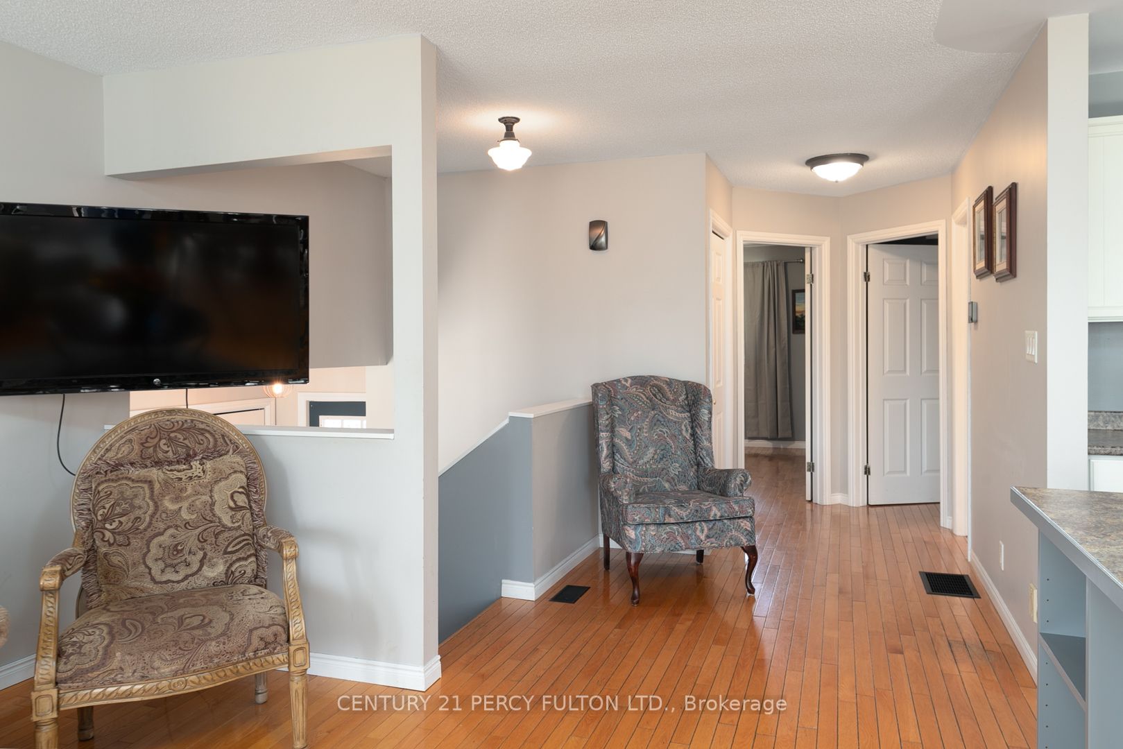 8 Dunnett Dr