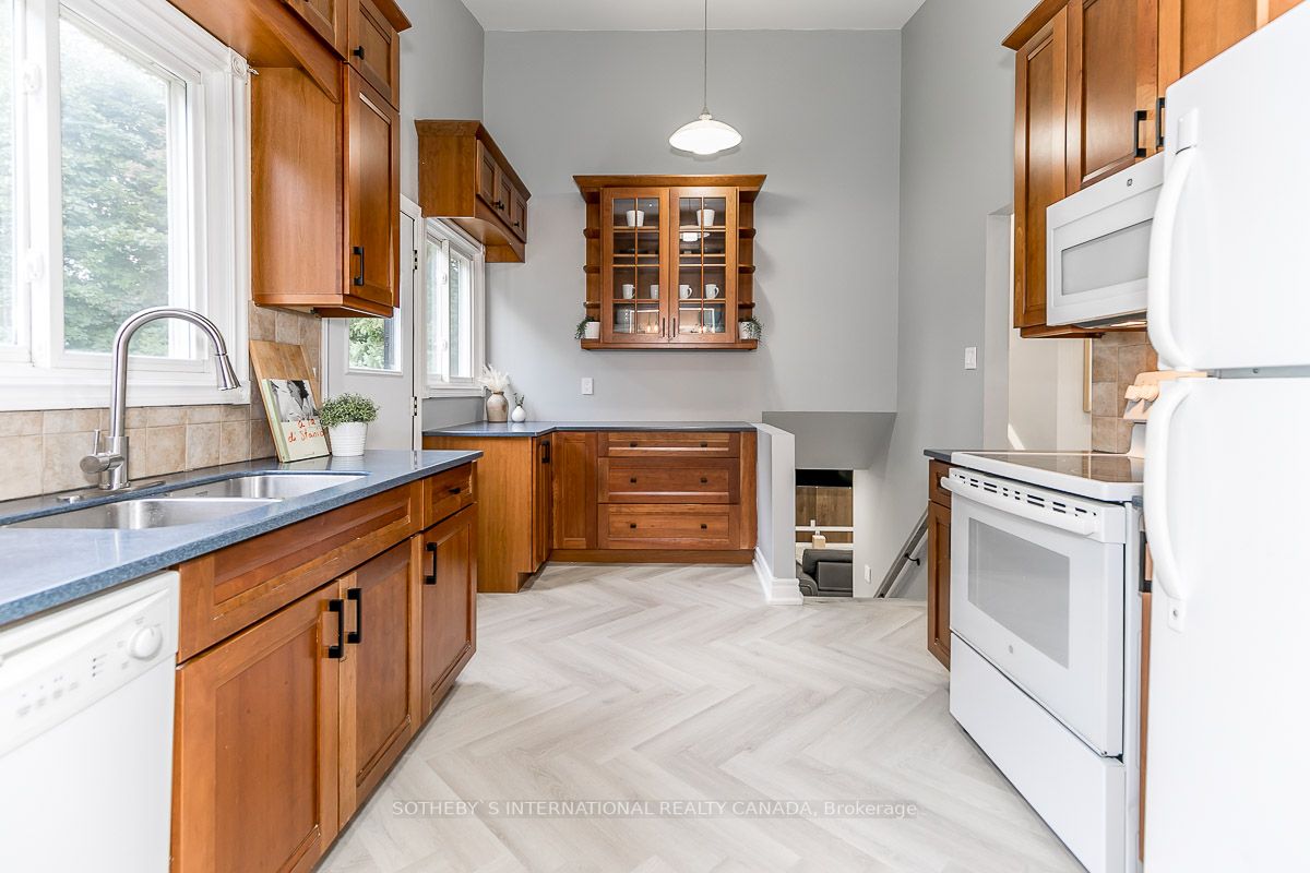 34 Mill St