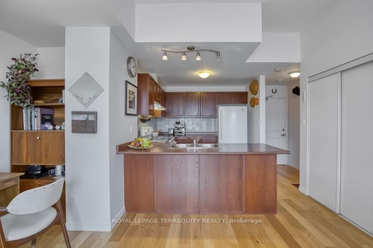 145 Third St, #309