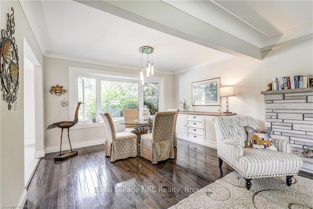 14 Lynnwood Ave