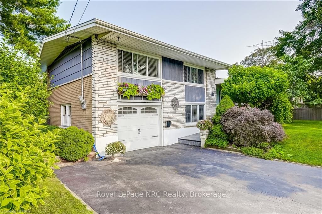 14 Lynnwood Ave
