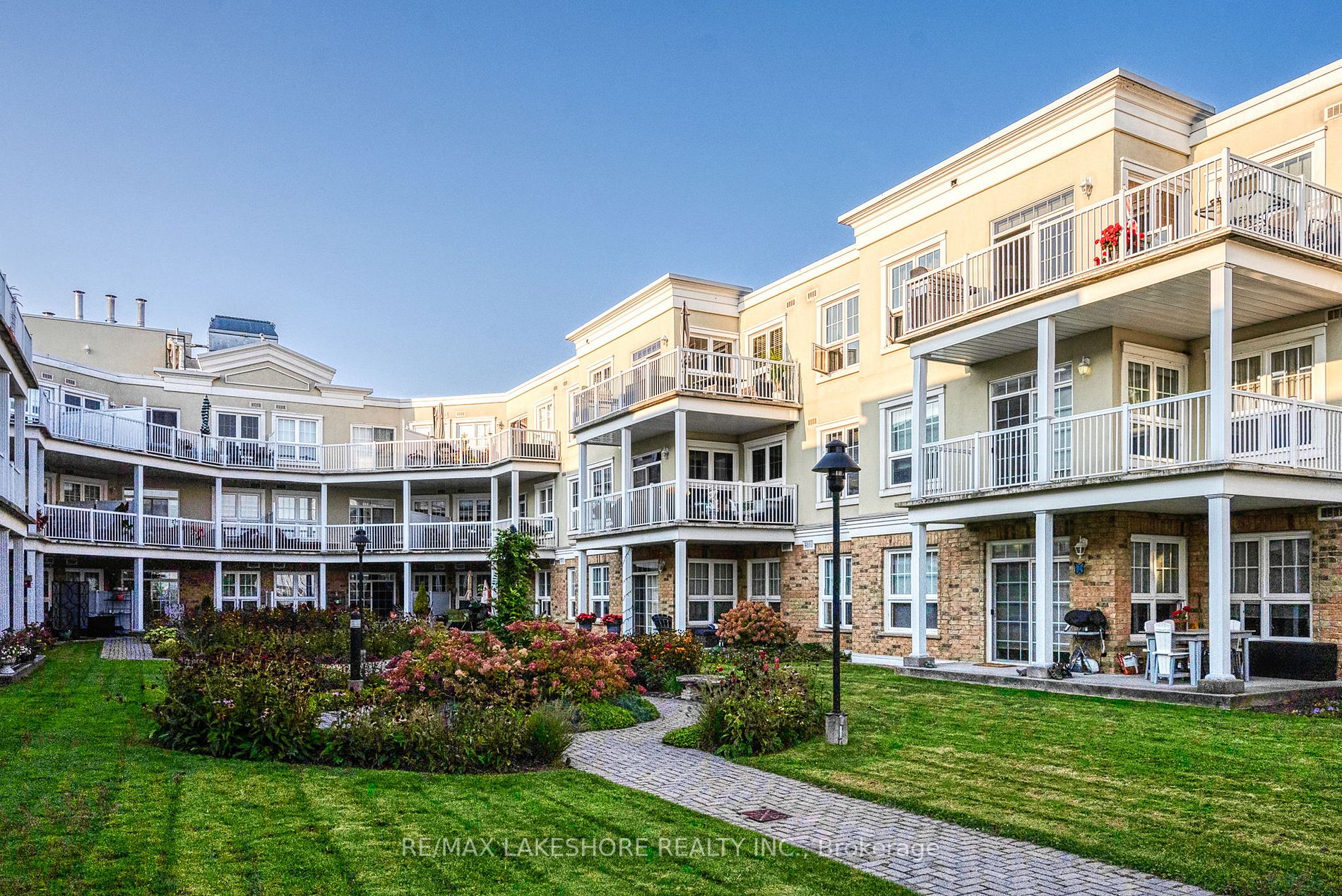 148 Third St, #222