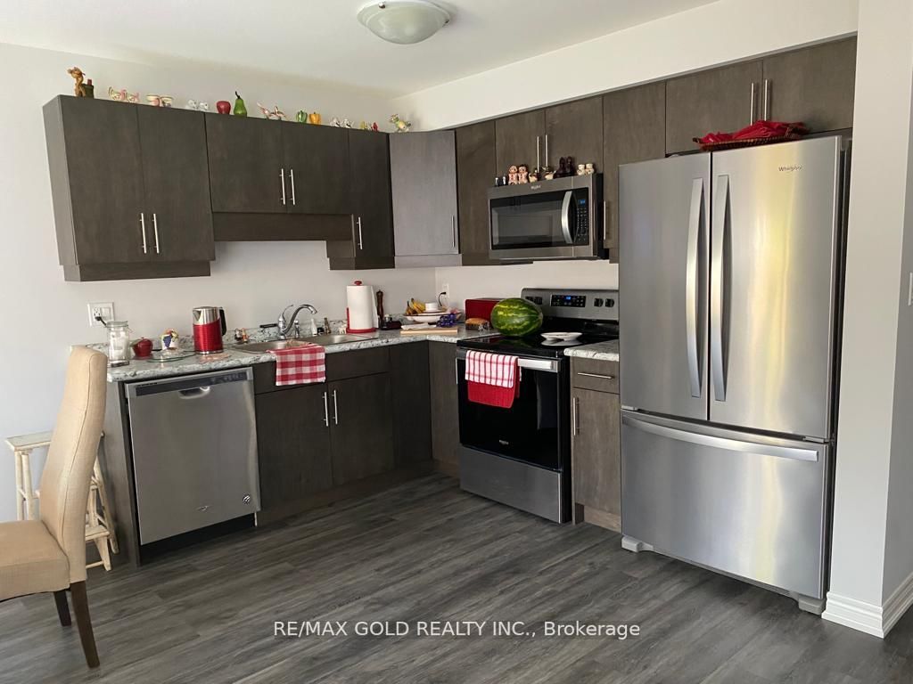 7945 Old Field Road, #6