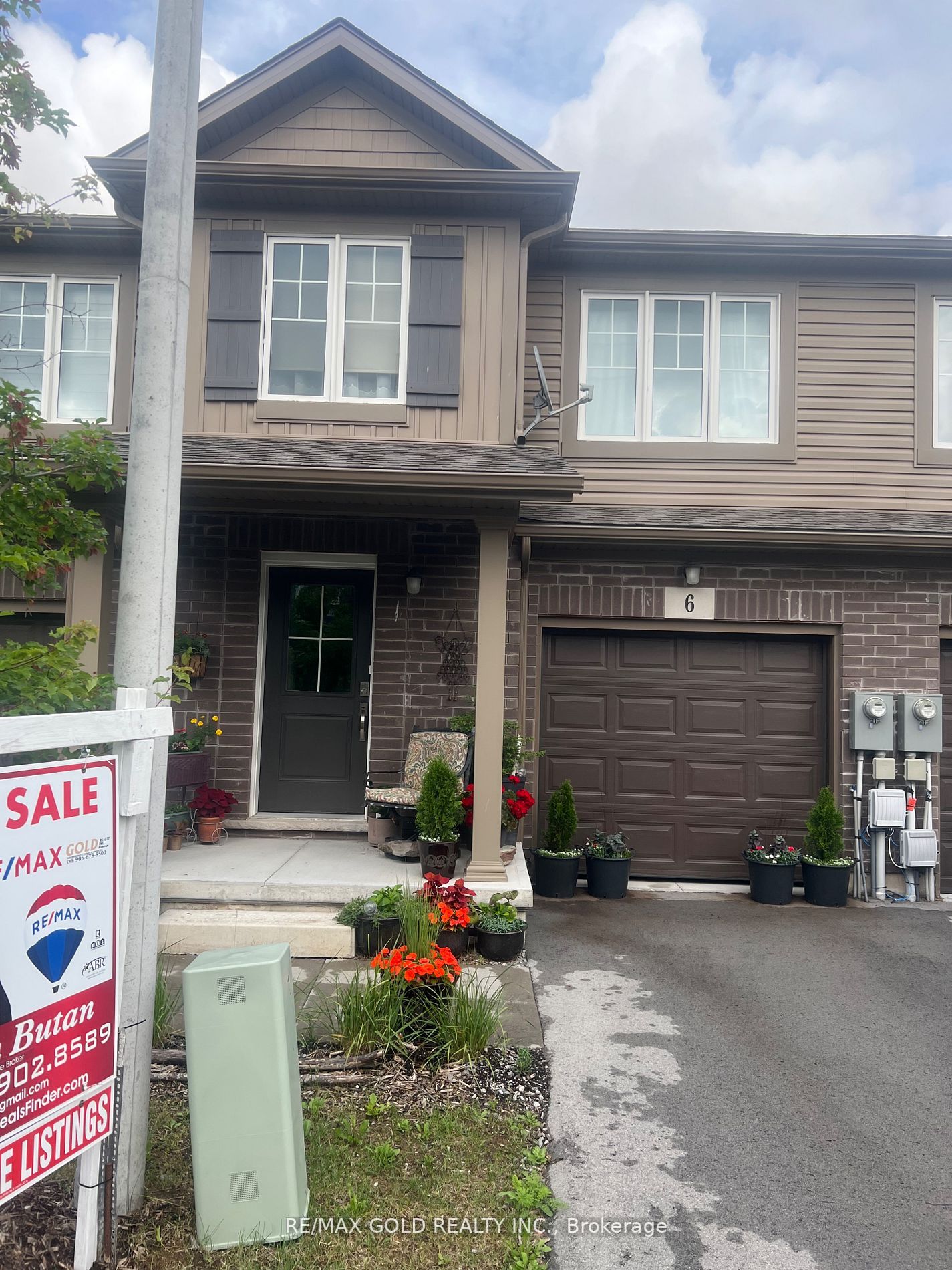 7945 Old Field Road, #6