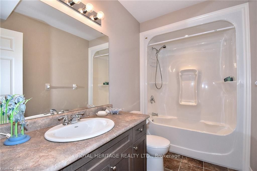 34 South Harbour Dr