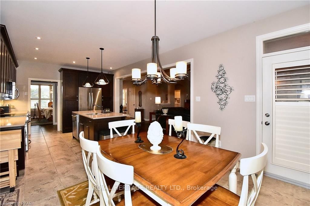 34 South Harbour Dr