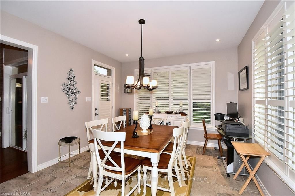 34 South Harbour Dr