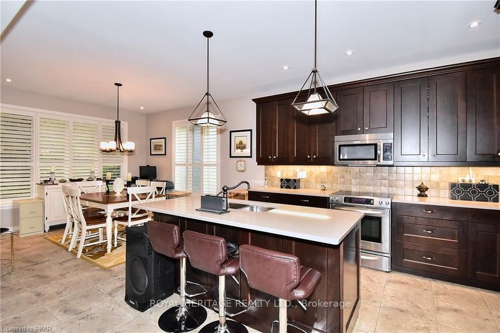 34 South Harbour Dr