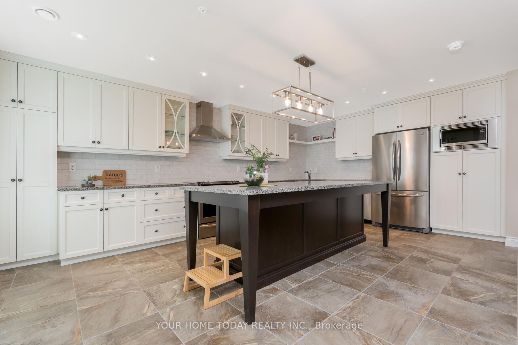 106 Bard Boulevard, #107