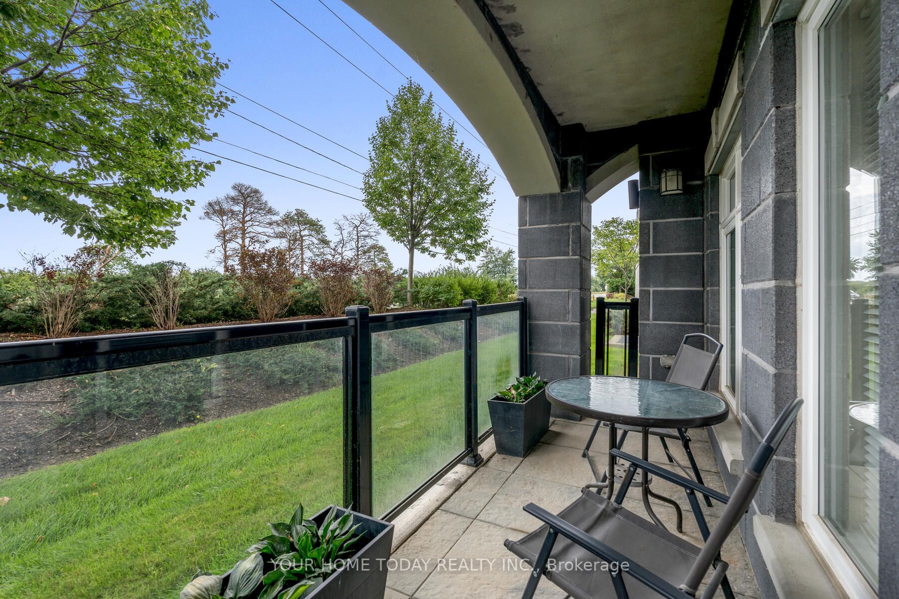 106 Bard Boulevard, #107